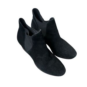 WOMEN'S CROCS LEIGH WEDGE CHELSEA BOOT Size 8.5